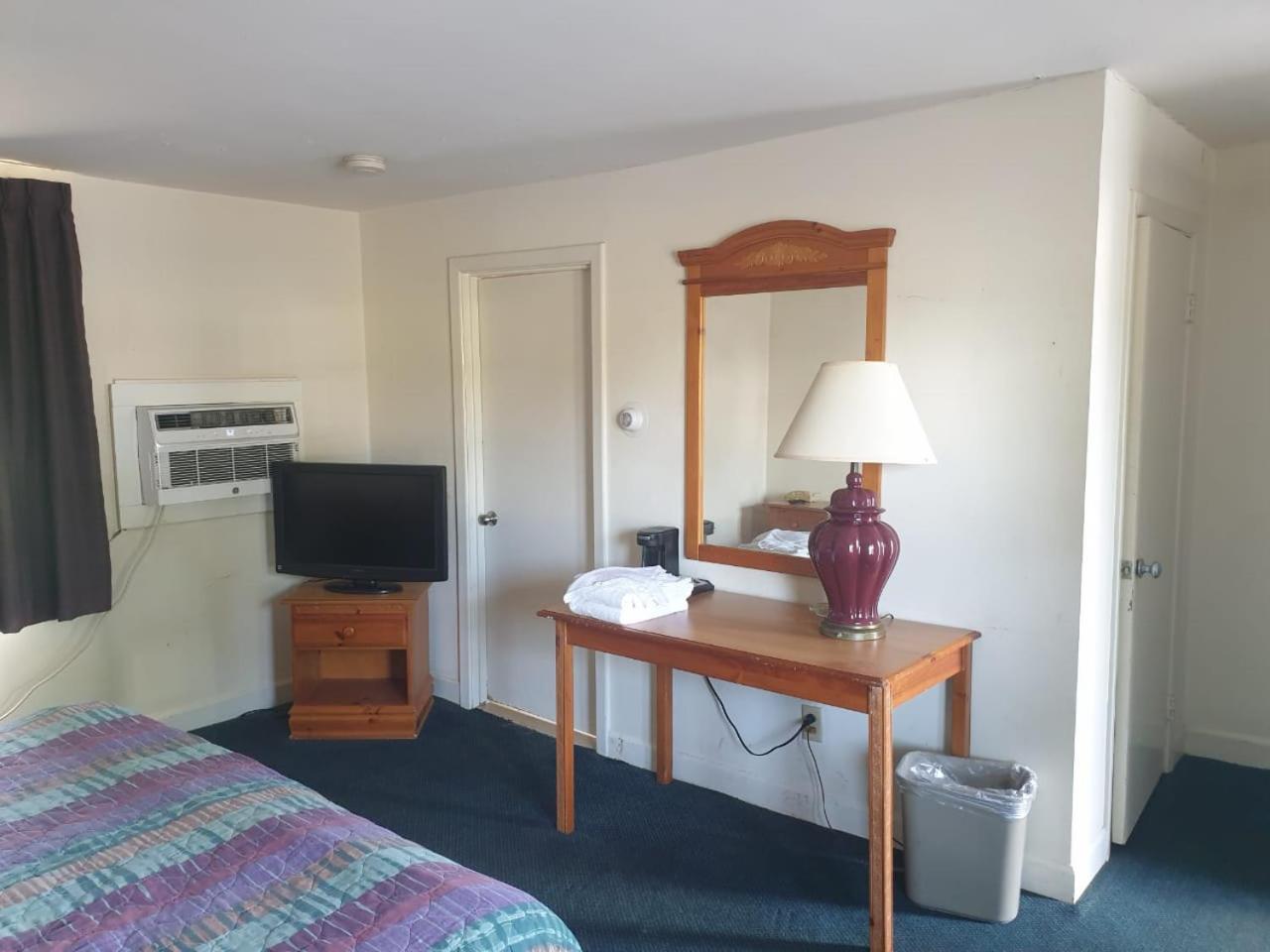 Town & Country Inn 锡康克 外观 照片